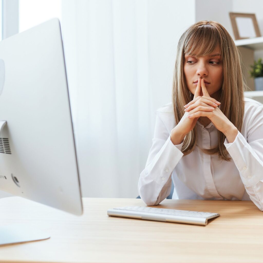 Assistenza rivenditori Firma Digitale, PEC e SPID: stanco di aspettare i ticket?